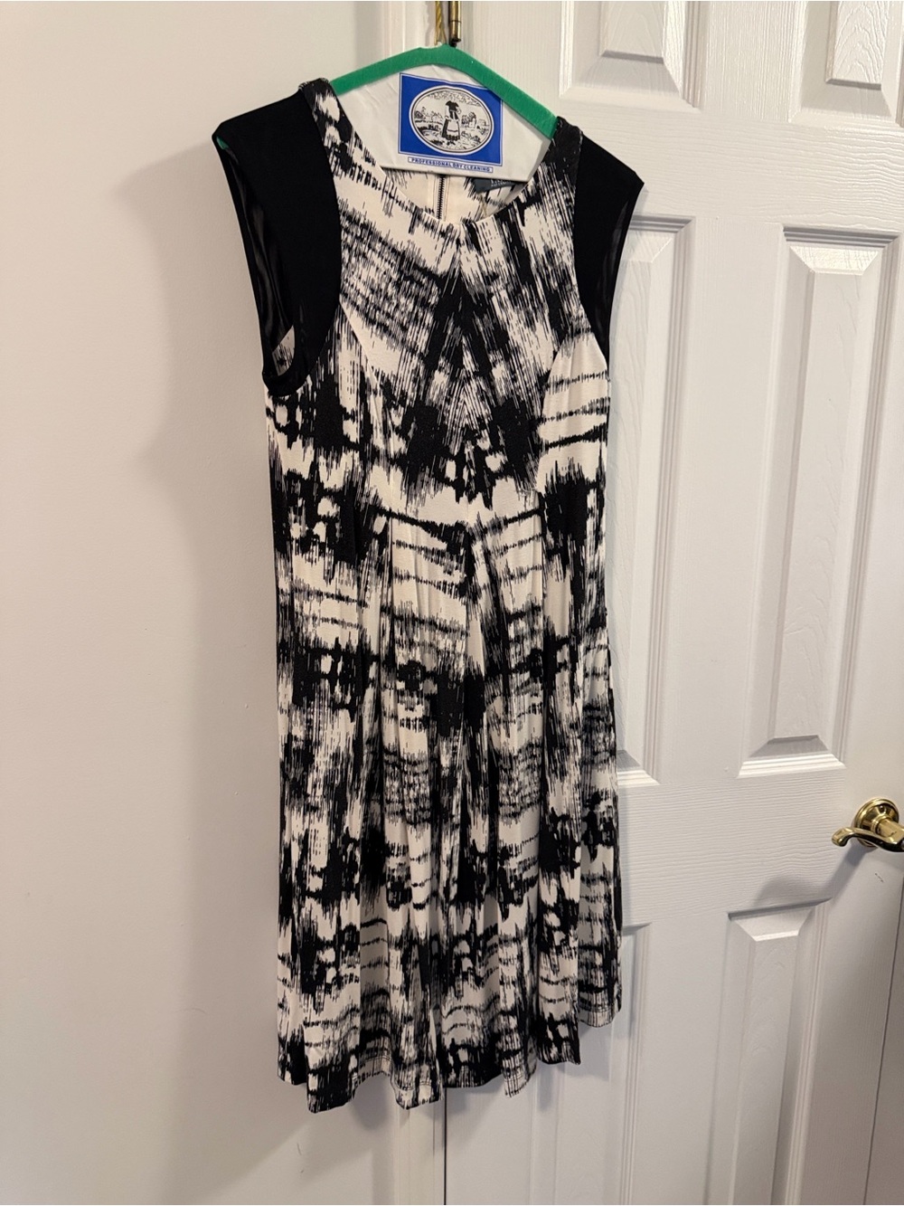 TART Maternity Black and White Abstract Print Maternity dress
